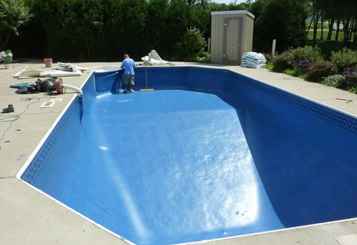 Grecian Pool Liner Replacement with Fountain in Shallow End