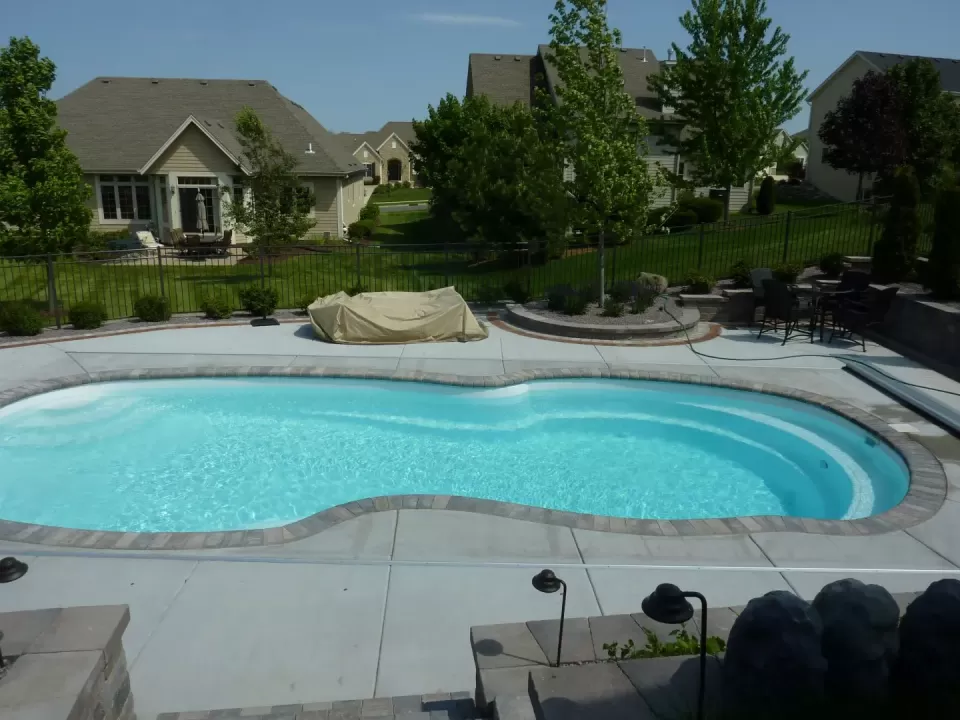 fiberglass inground swimming pool