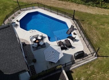 16x32 Rectangle, 6' Deep Pool in Muskego WI