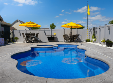 Laguna Deluxe Fiberglass Pool with Spa in Oconomowoc WI