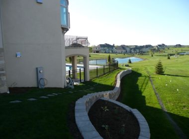 custom retaining wall for inground pool