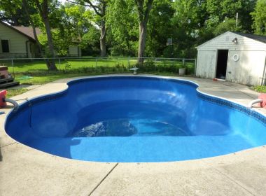 Freeform Figure 8 inground pool