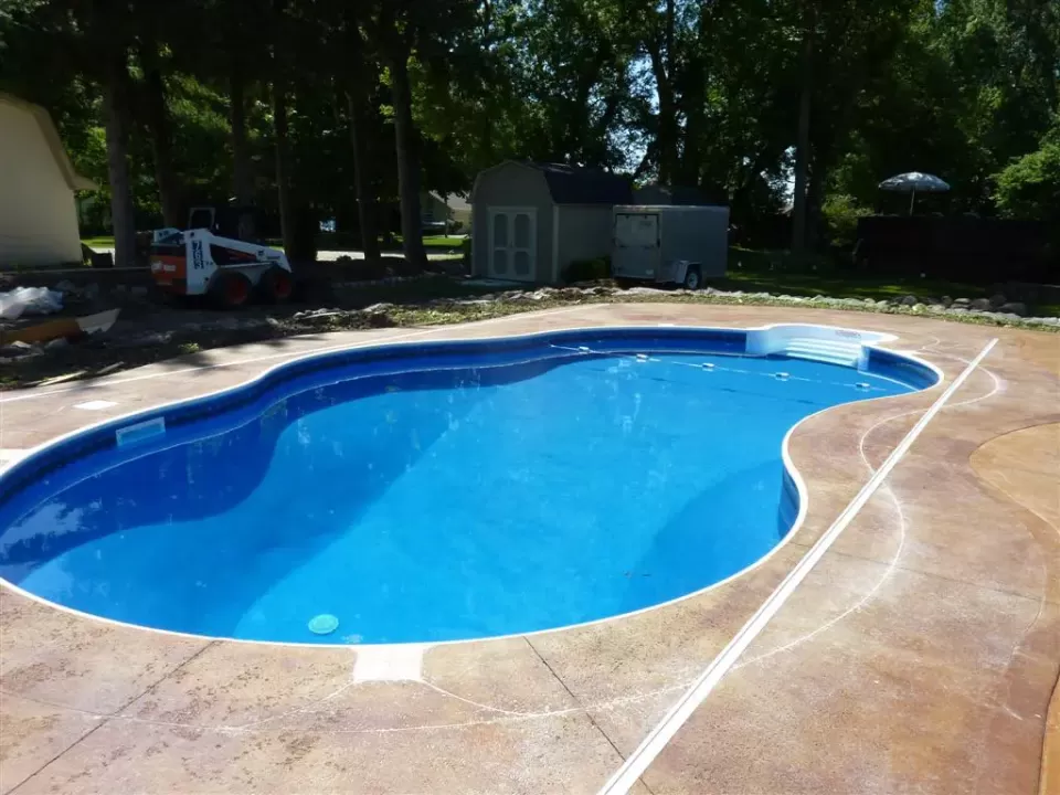 fiberglass inground swimming pool